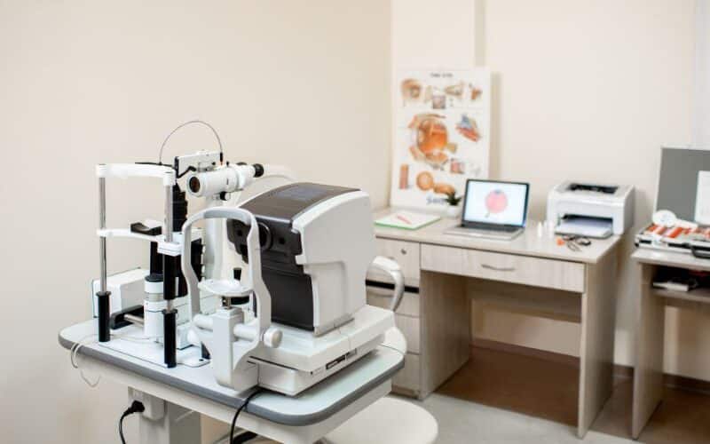 What Sets Our Scottsdale Optometrist Office Apart - Scottsdale Eyeology - Optometrist
